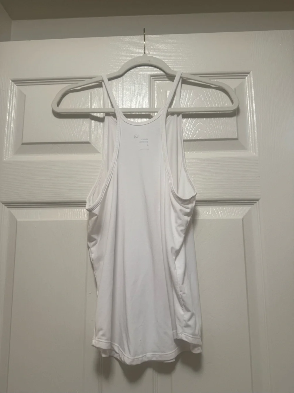 GAP White Racerback Tank Top - Picture 5 of 9